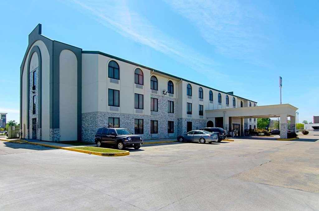 Quality Inn & Suites Near Tanger Outlet Mall Gonzales Luaran gambar
