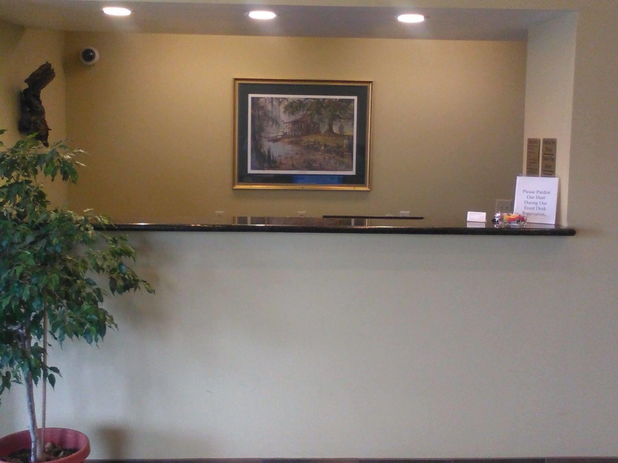 Quality Inn & Suites Near Tanger Outlet Mall Gonzales Luaran gambar